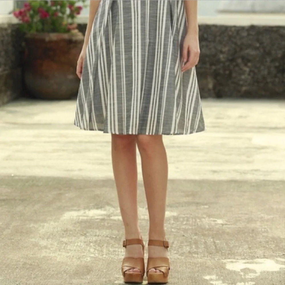 Size 4 Gray and White Striped Midi Dress by Shabby Apple - Picture 4 of 6
